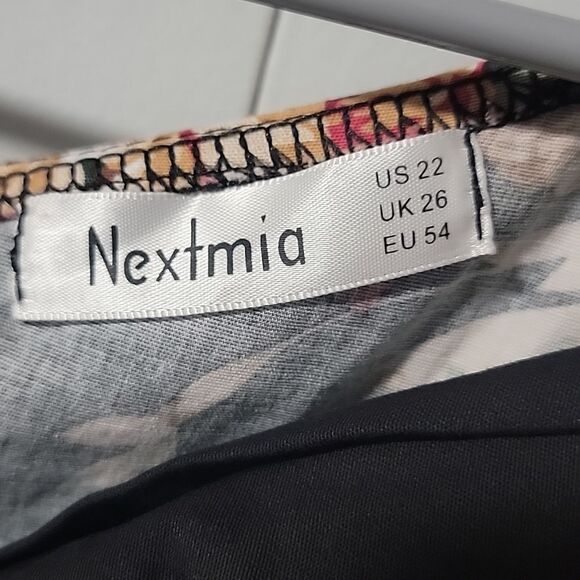 Retro Floral Dress - Picture 6 of 6